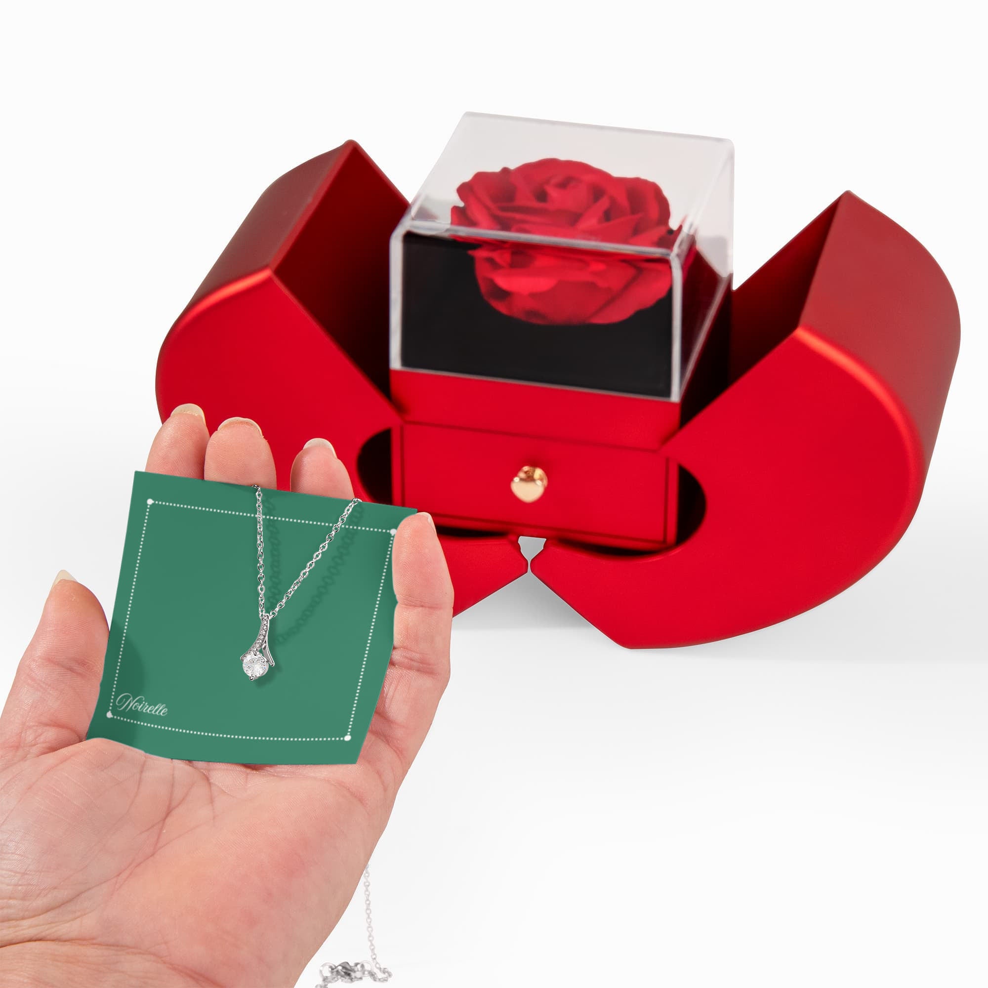 Alluring Beauty Necklace and Heart Box